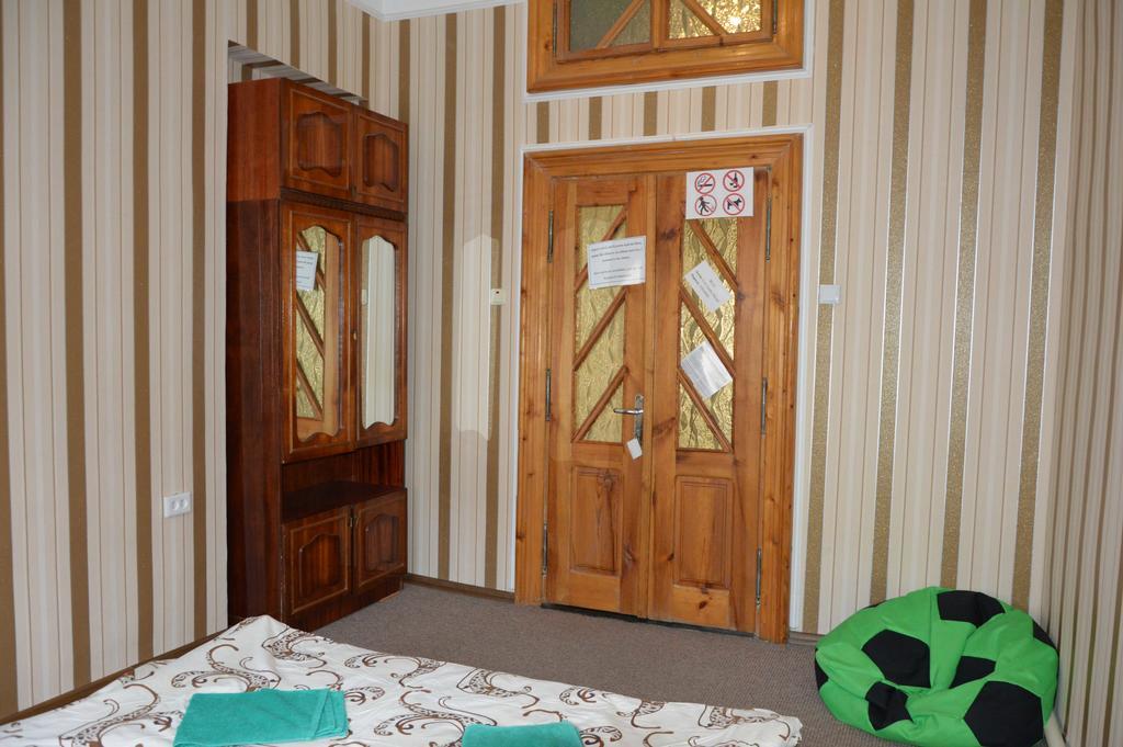Lviv Lucky Hostel Extérieur photo