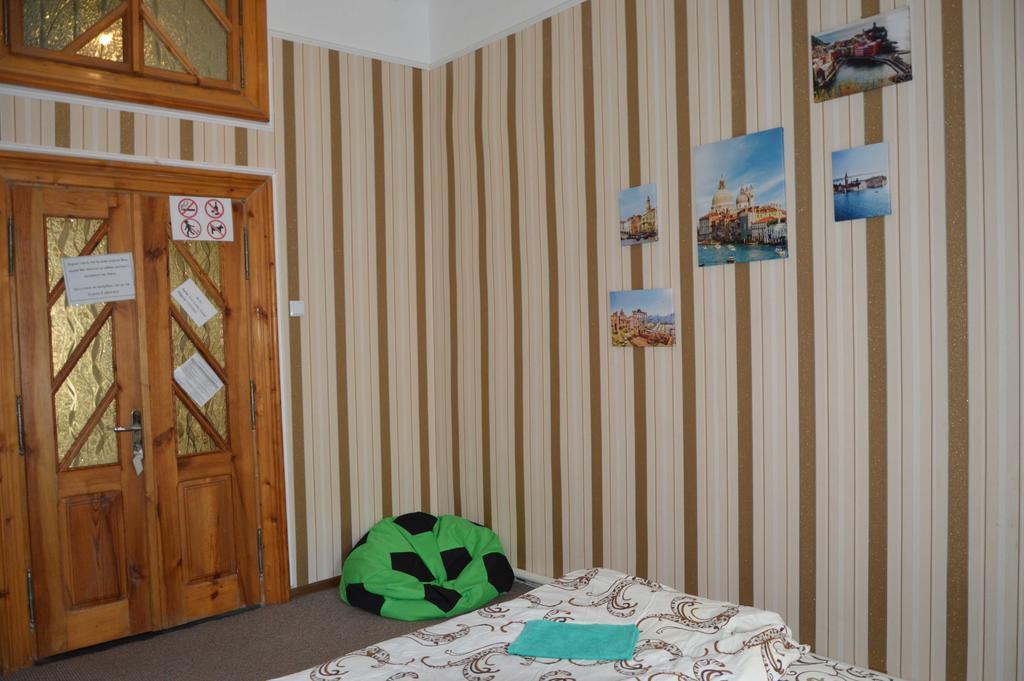 Lviv Lucky Hostel Extérieur photo