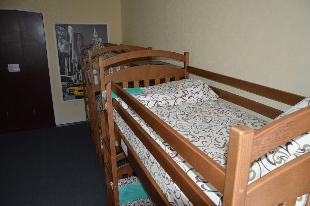 Lviv Lucky Hostel Extérieur photo