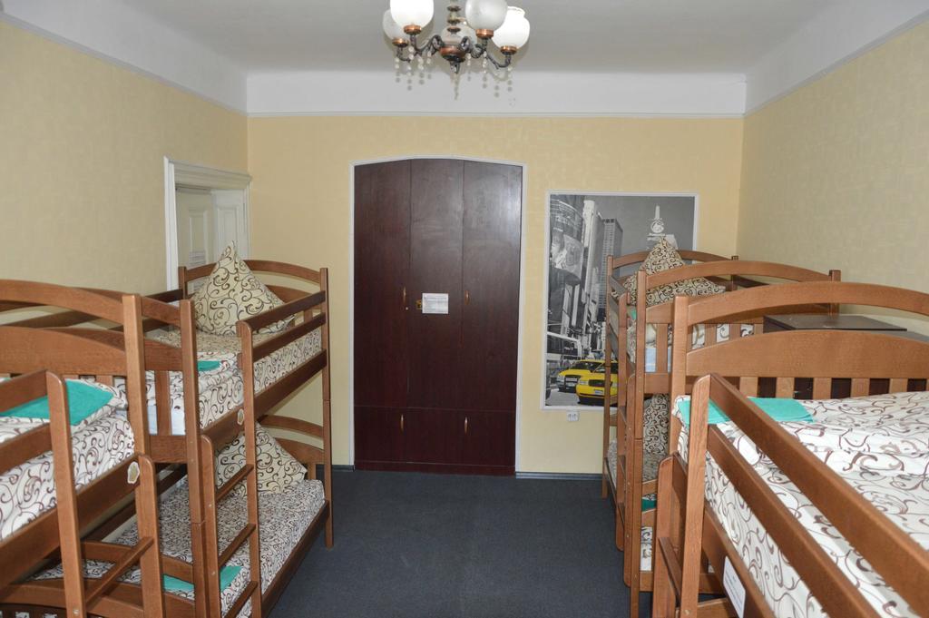 Lviv Lucky Hostel Extérieur photo