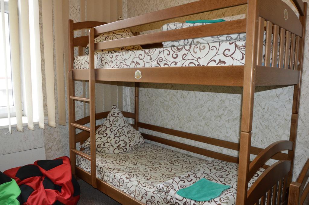 Lviv Lucky Hostel Extérieur photo