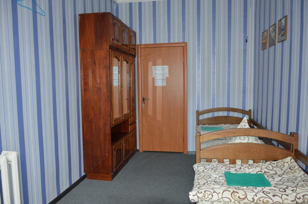Lviv Lucky Hostel Extérieur photo