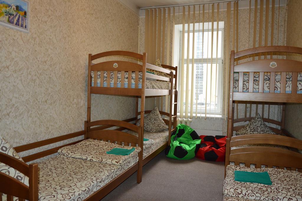 Lviv Lucky Hostel Extérieur photo