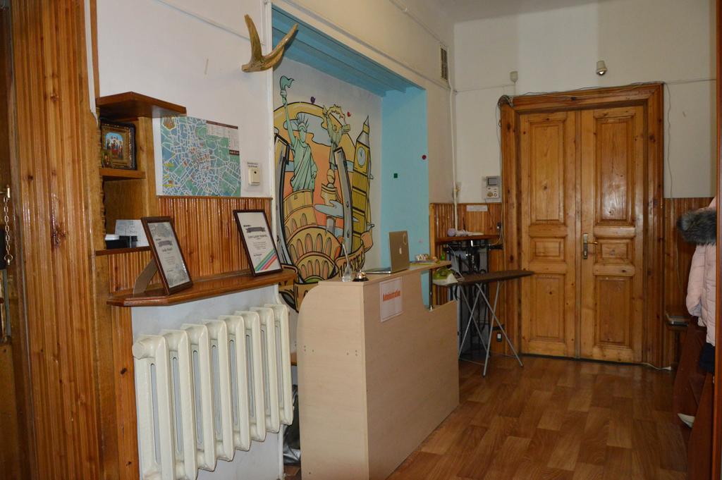 Lviv Lucky Hostel Extérieur photo